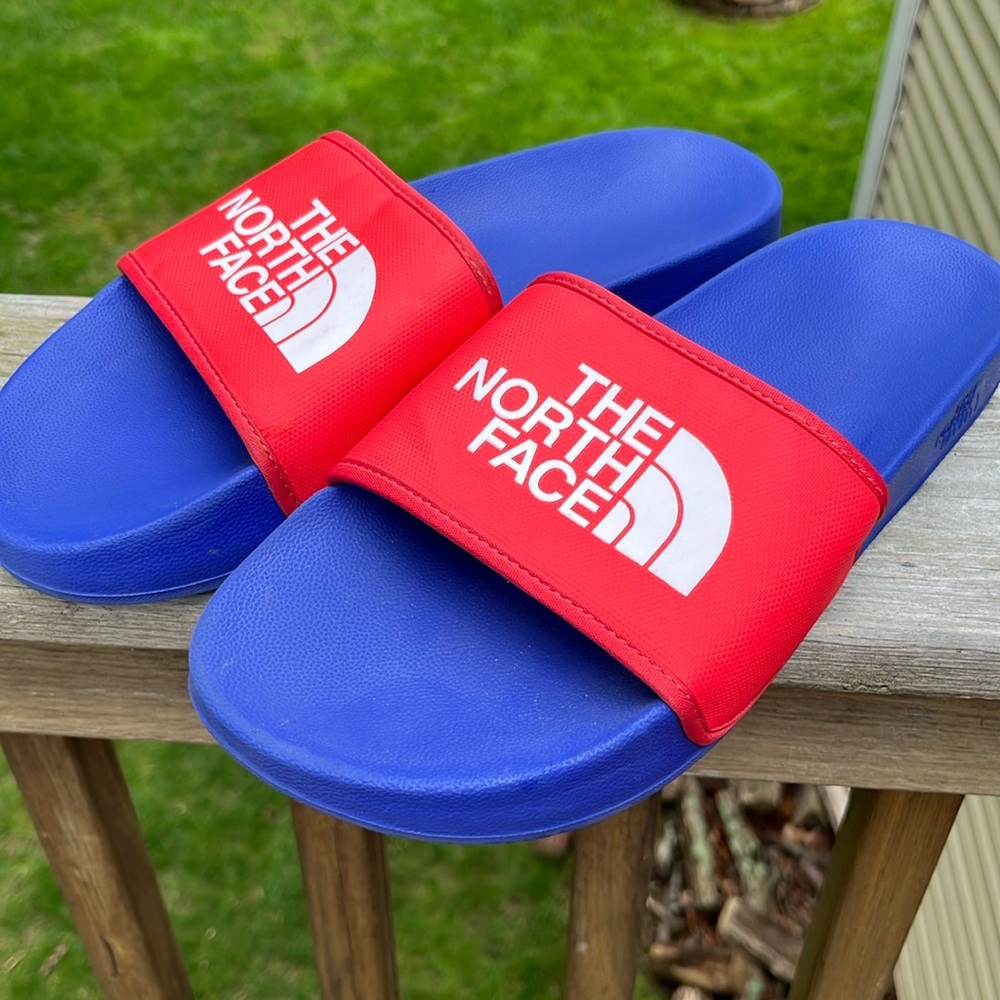 Men’s size 10 north face slides